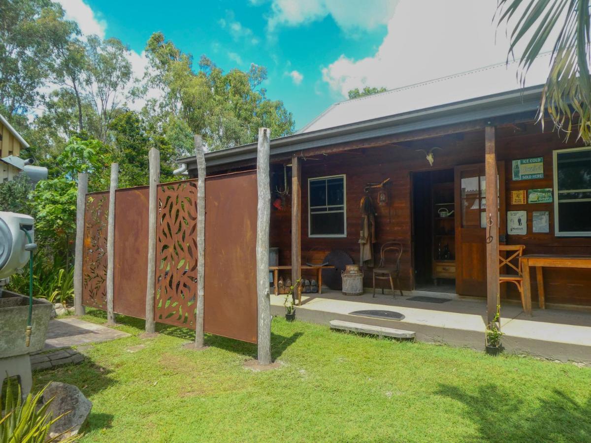 Saddleback Country Cabins Near Gin Gin Vila Moolboolaman Exterior foto